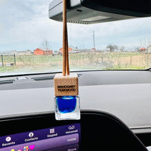 Load image into Gallery viewer, Car Air Freshener Diffuser
