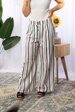 Load image into Gallery viewer, Little Bit of Sass - Wide Leg Pants
